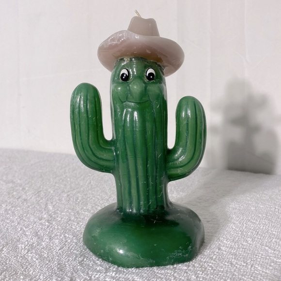Vintage Green Cowboy Cactus Candle - Picture 4 of 11